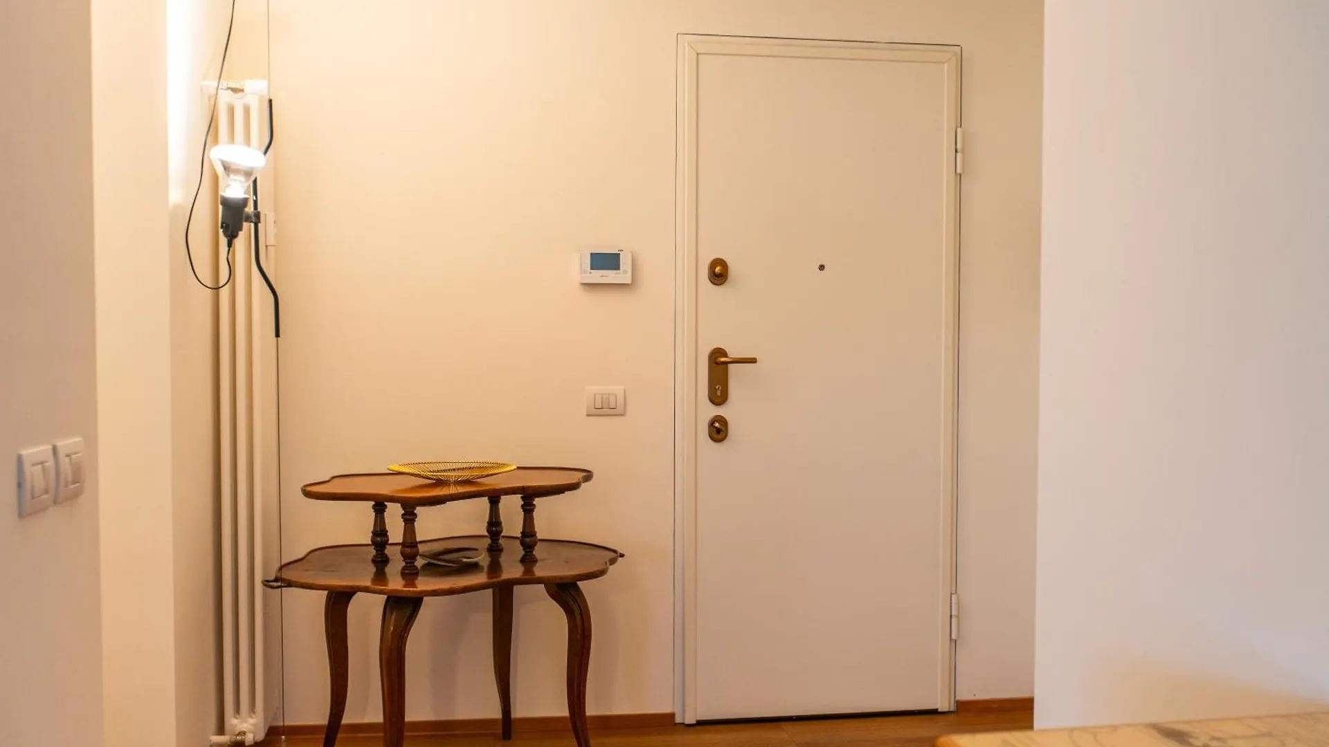 Skyattic - 801 - Citylife - 1 Min Domodossola M5 밀라노 0*,